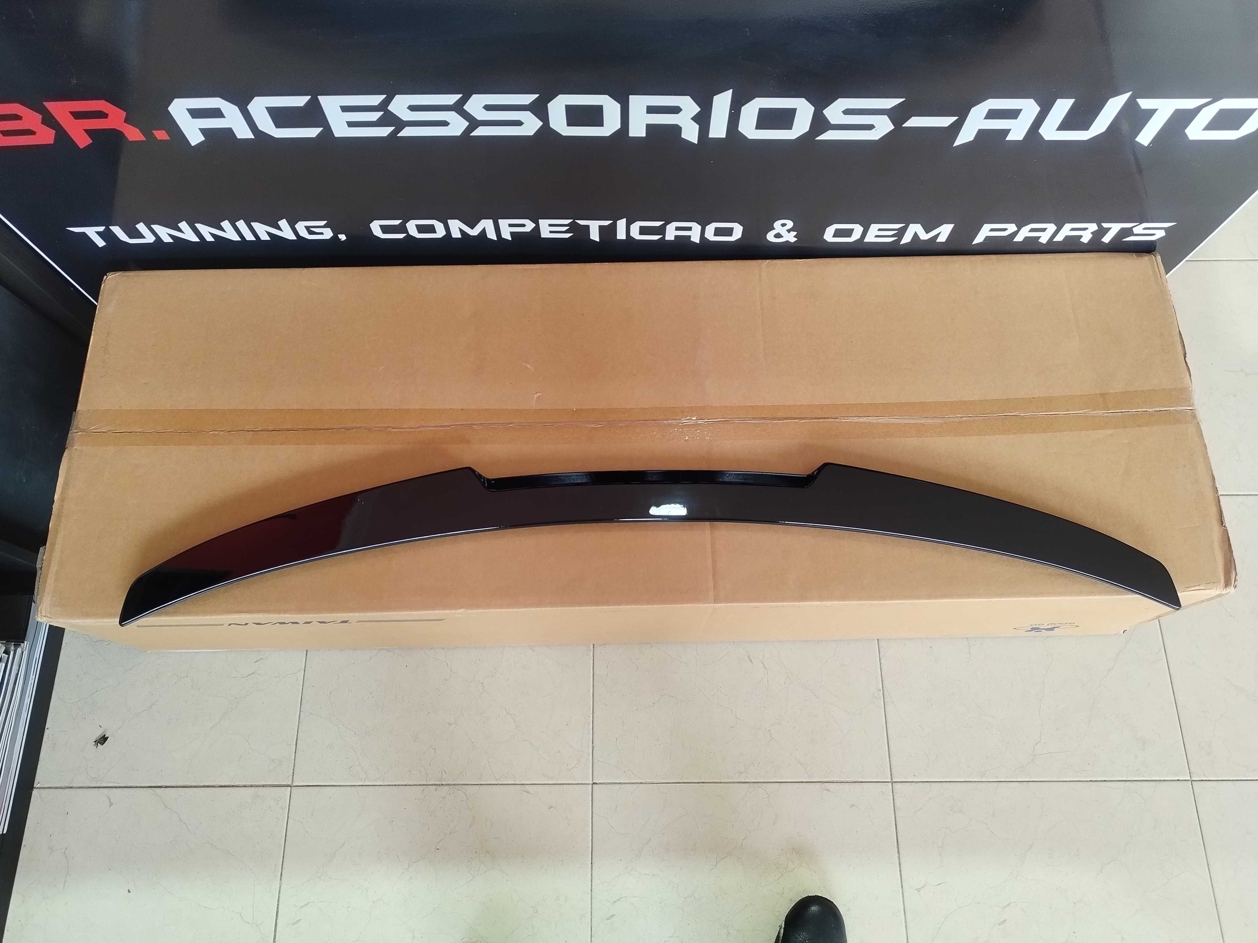 Aileron / Spoiler mala BMW E92/ Bmw F30/Bmw F10 Look M4 Preto Piano