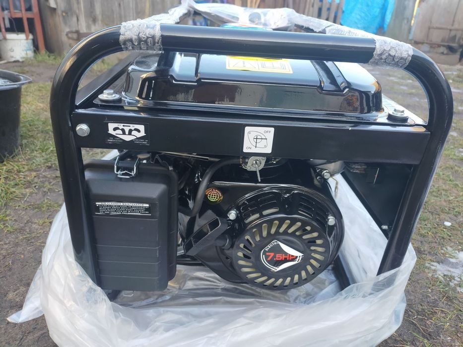 Генератор бензиновий