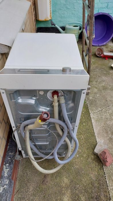 Машина стиральная аег ,на запчастини ,