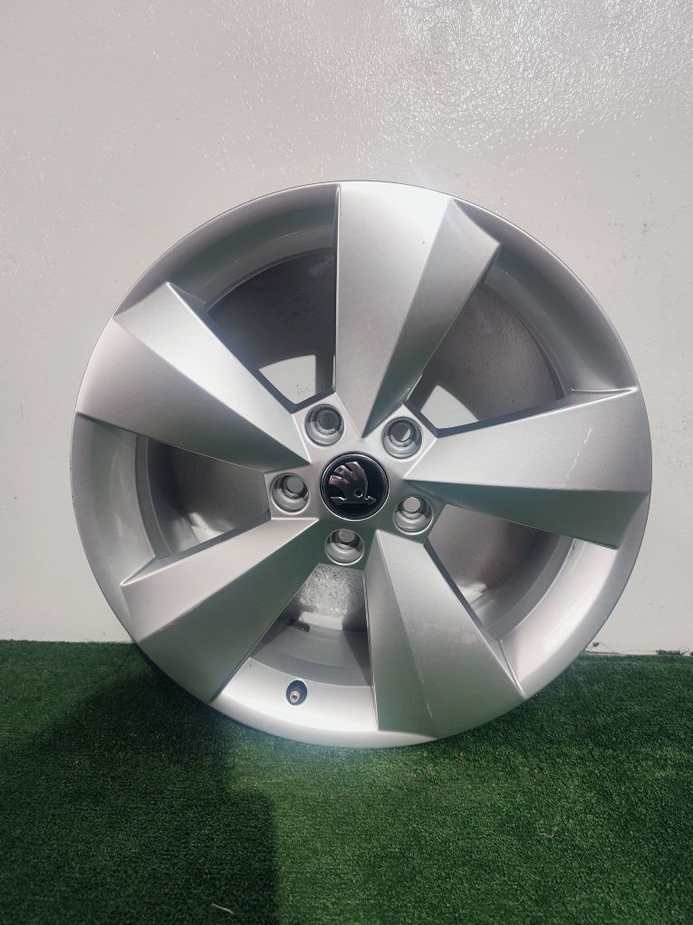 Felgi aluminiowe Skoda kodiaq Camic 5x112 et 38 17" 6.5J