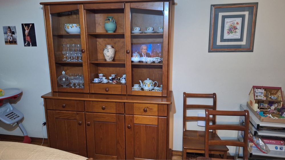 Mobilia de sala e quarto