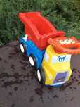 Little Tikes jeździk wywrotka. Duży samochód