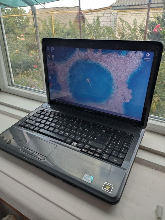 Ноутбук Lenovo G550 (20023) лицензионный Windows