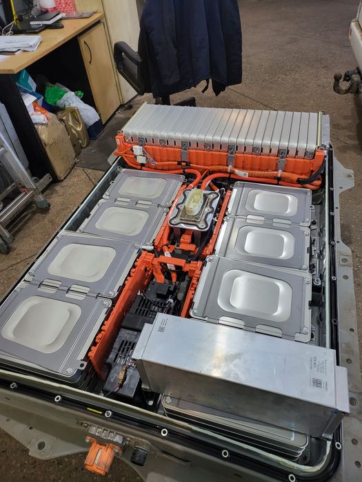 Консерви,  аккумулятор,  nissan leaf