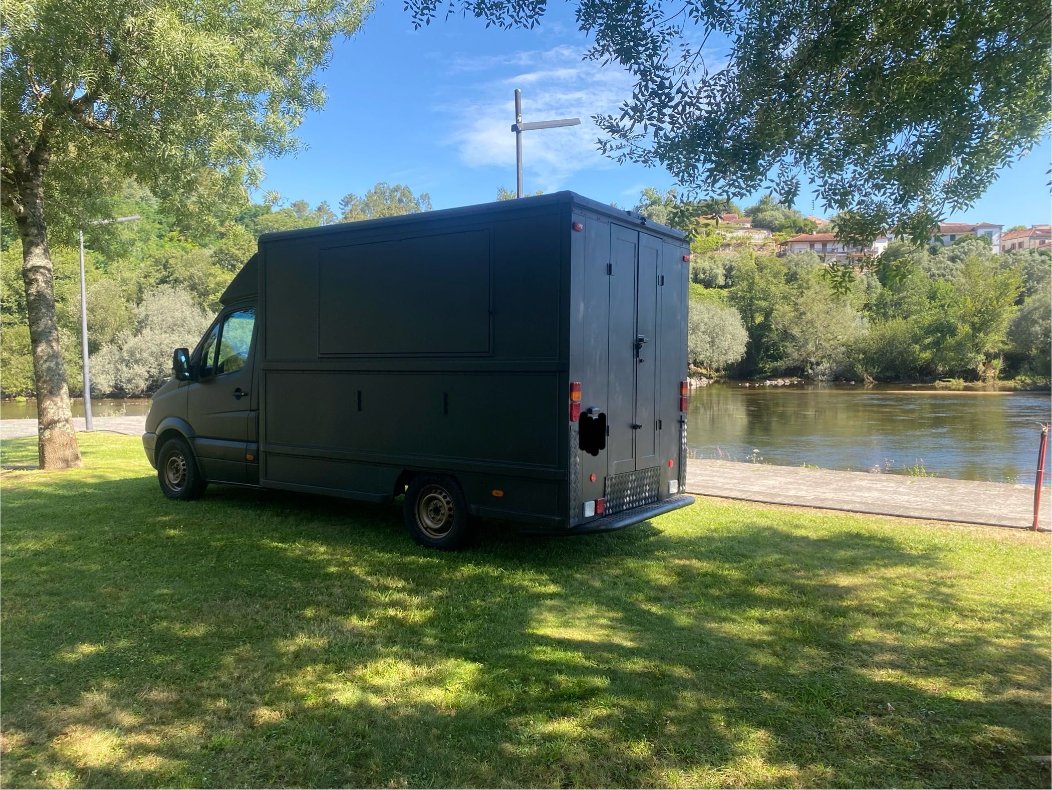 Roulote Foodtruck de sucesso Mercedes