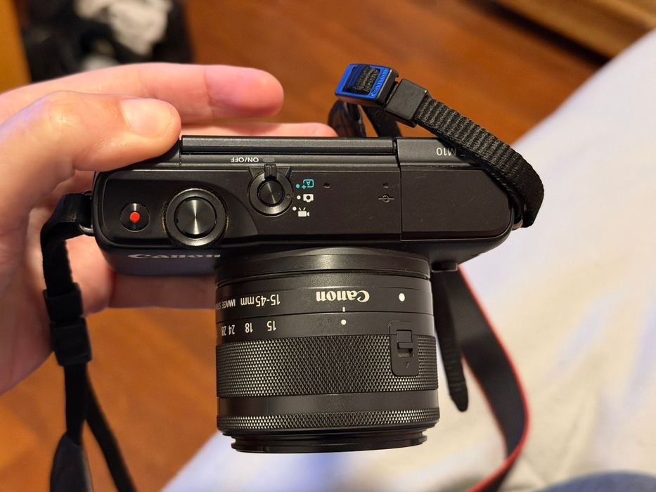 Canon EOS M + Lente EF-M 15-45mm IS STM – bom estado