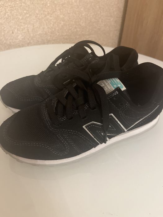 Оригинал!!! Женские фирменные кроссовки 36,5