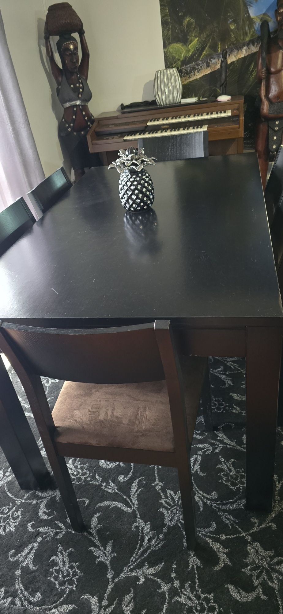 Mesa c/ 6 cadeiras wengue extensivel ate 2.30m