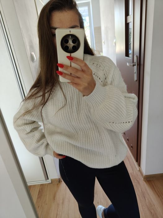 Biały ciepły sweter gruby xl L