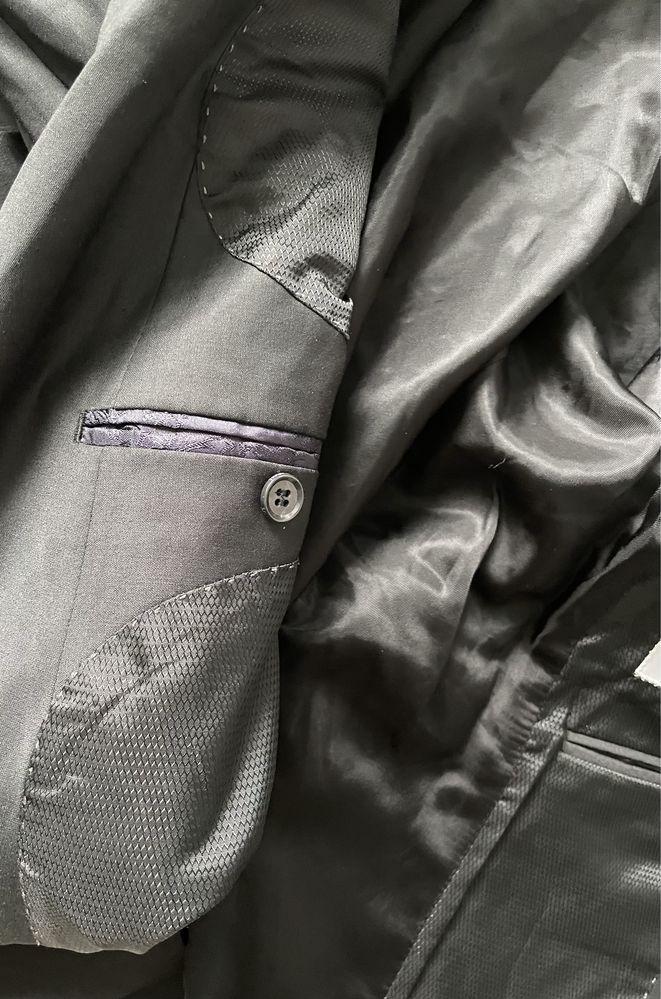 Elegancki Garnitur męski czarny SELECTED HOMME S 46 wełna