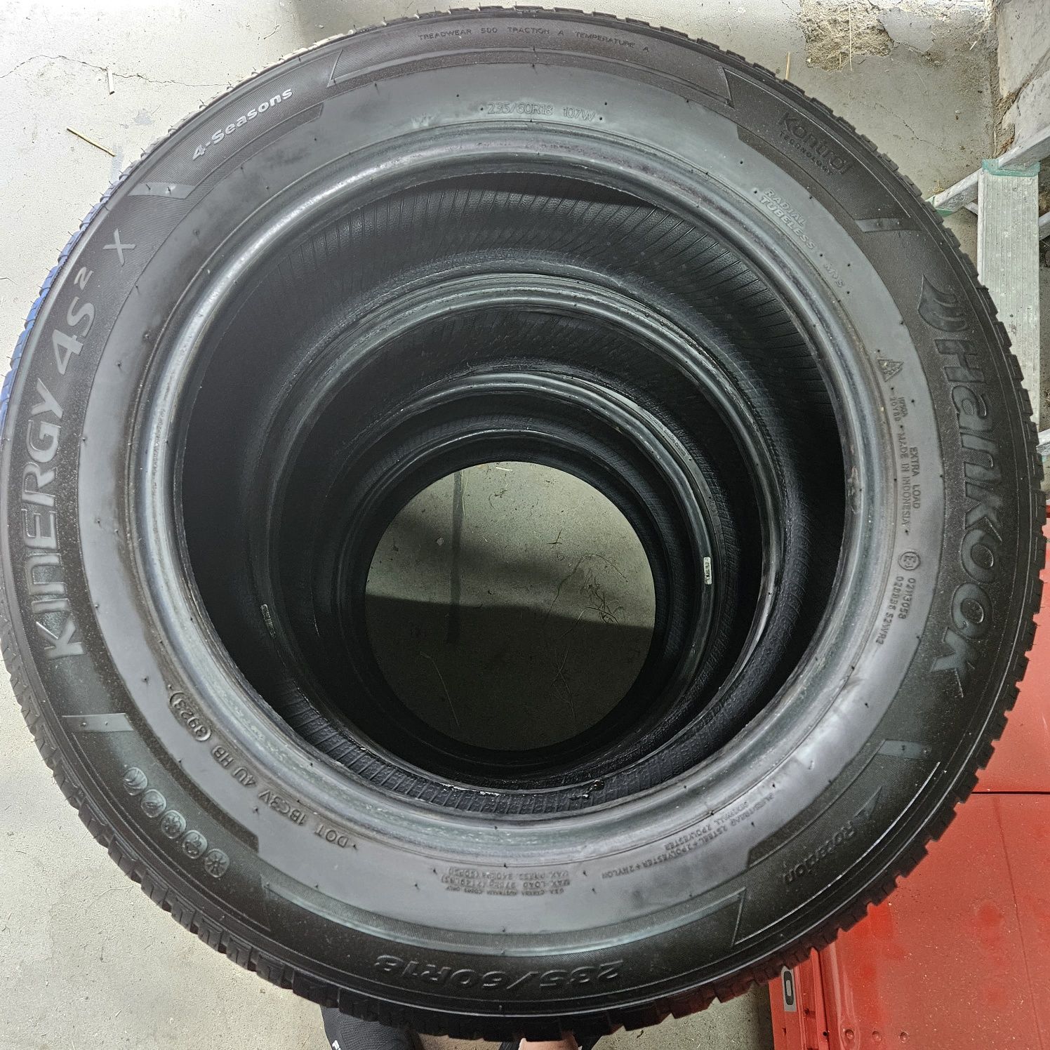 Opony Wielosezonowe Hankook 235/60R18 jak nowe