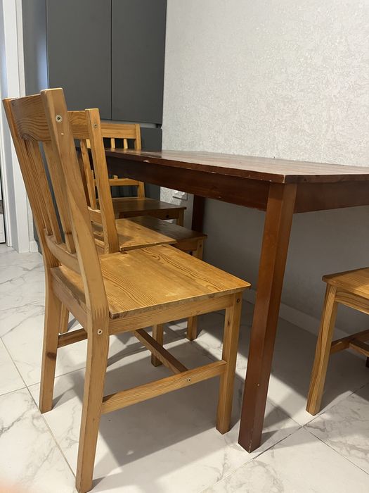 Обідній набір (стіл+4 стільці)