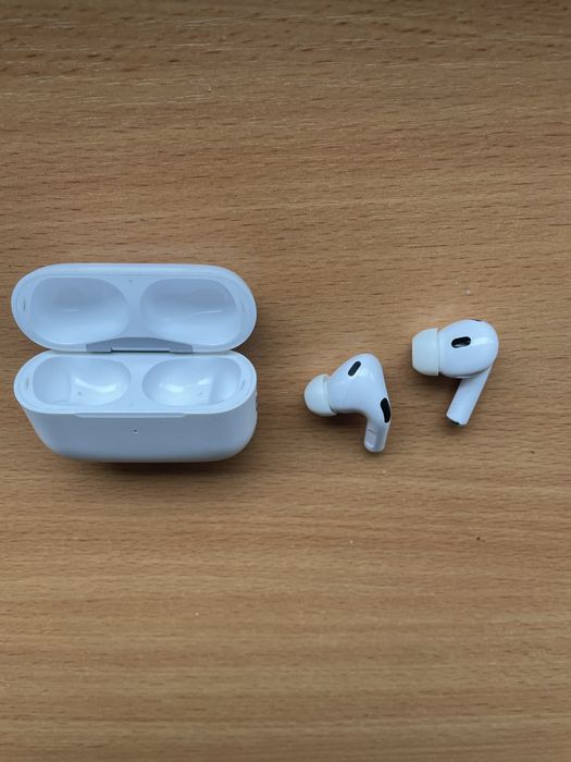 Продам наушніки Airpods Pro 2
