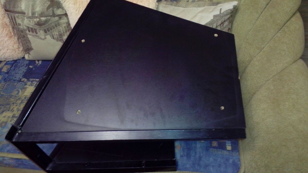 Підставка під телевізор