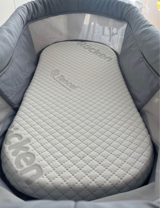 Łóżeczko Chicco Baby Hug 4 in 1 + materac