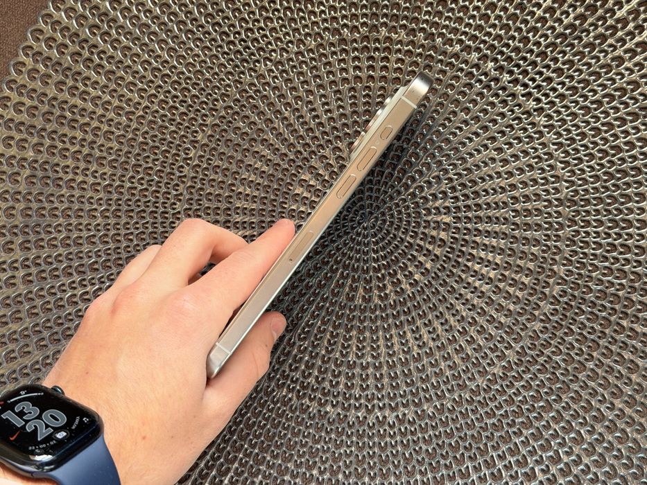 Apple Iphone 15 Pro Max 512GB White Neverlock батарея 89%