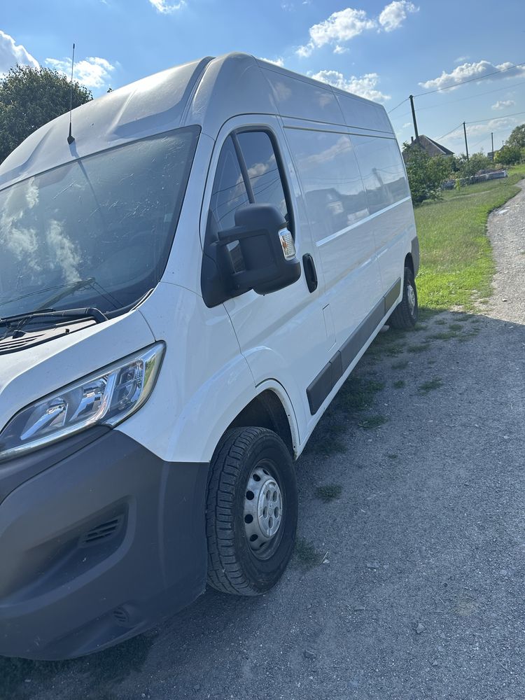 Peugeot Boxer автобус грузовий (Пежо бус боксер грузовий)
