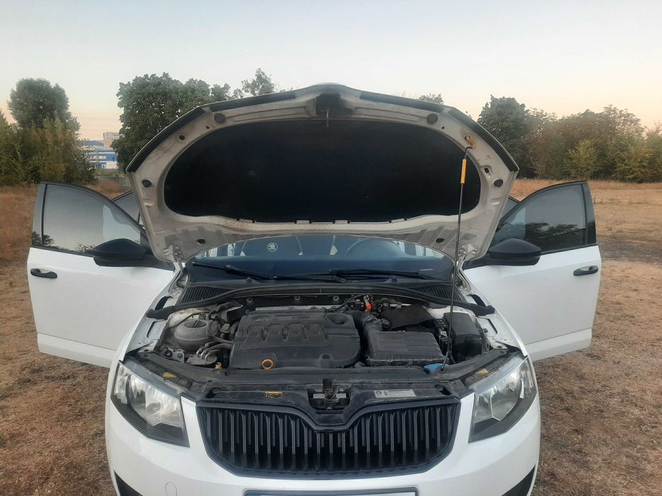 автомобиль Skoda Octavia A7