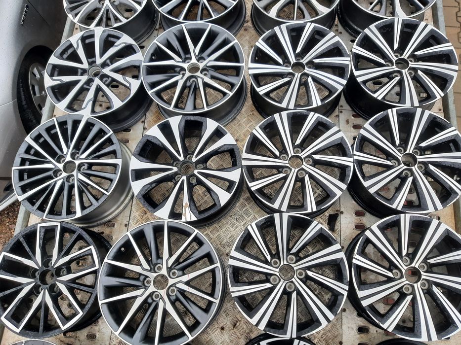 Felga felgi aluminiowe Toyota Lexus  5x100 4x100 5x114.3