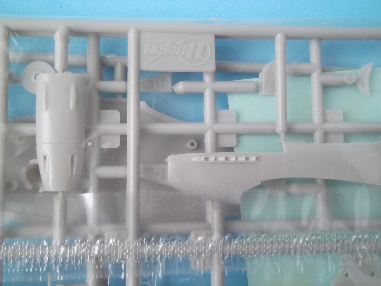 Kit Hasegawa 1/72 - Yakovlev Yak-3 + Basic Photo Etched