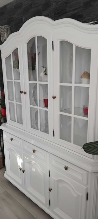 Kredens- witryna drewniany