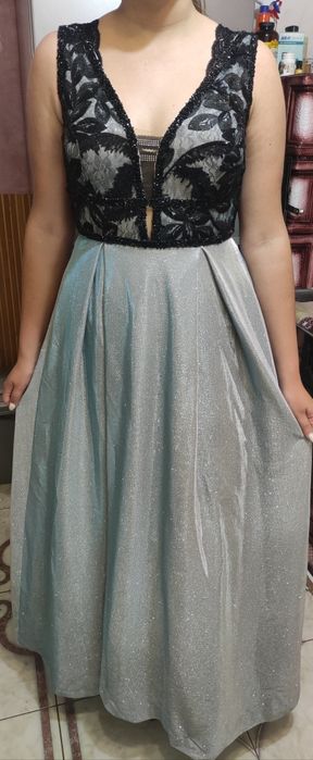 Плаття на випускний