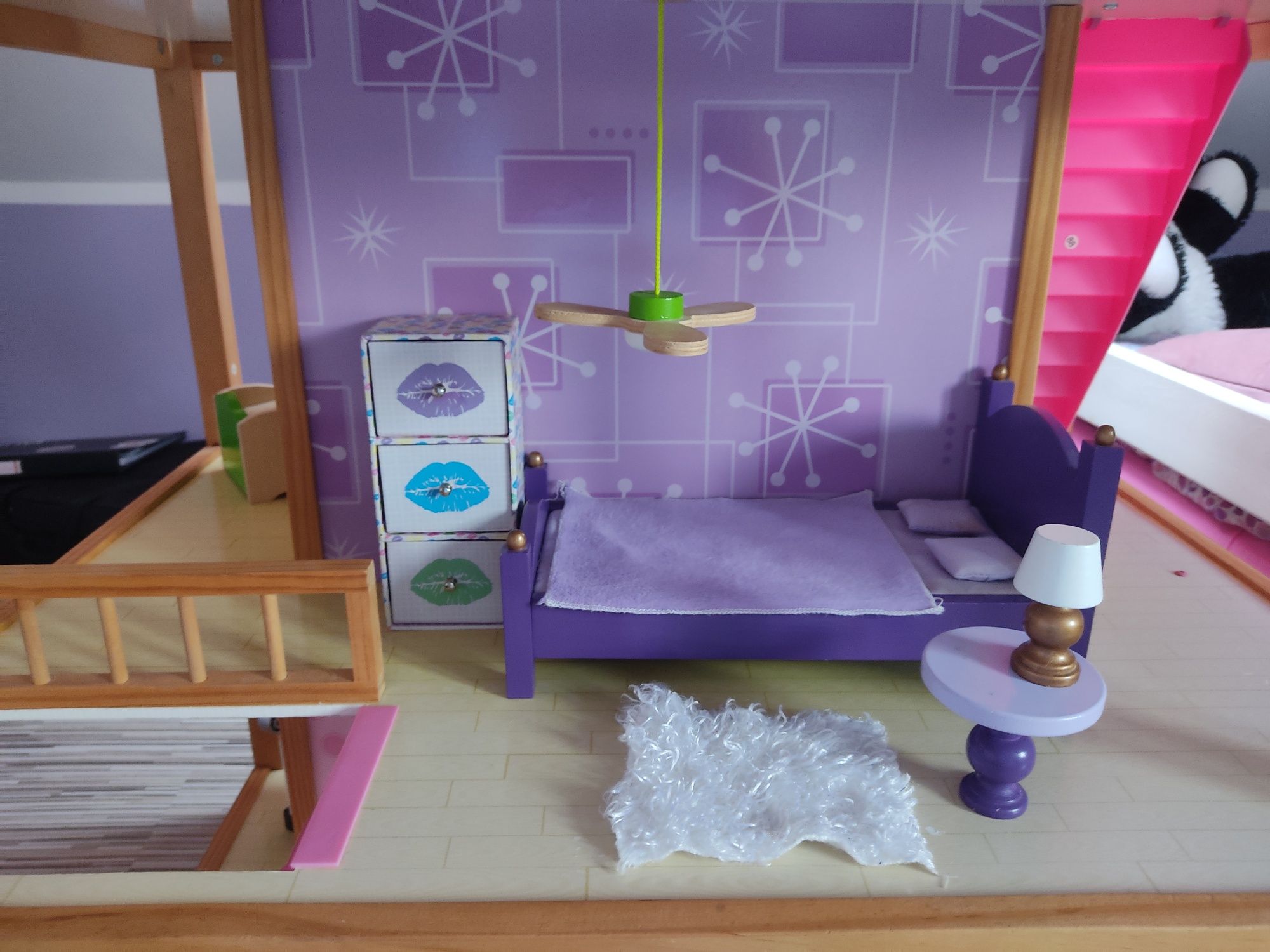 Duży domek dla lalek barbie SoChic KidKraft na kółkach gratis szafa