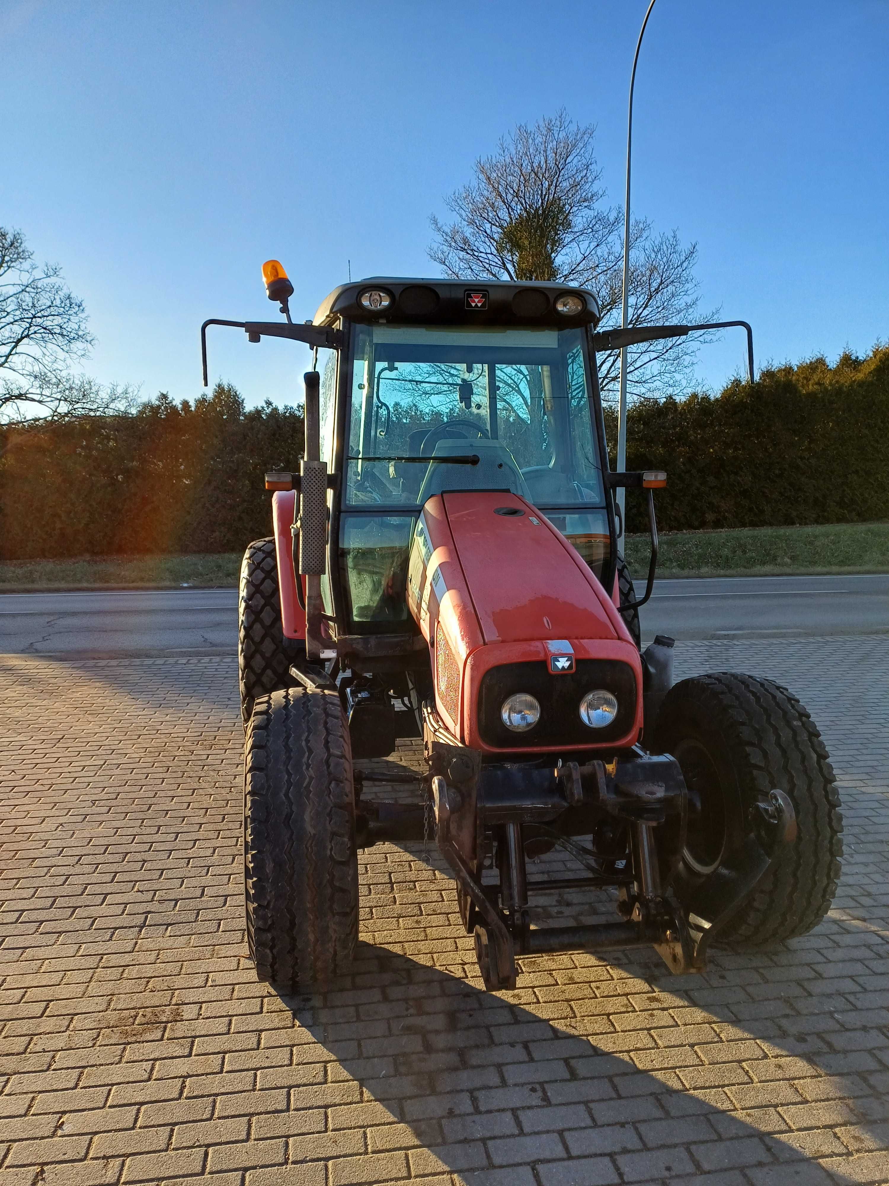 Ciągnik Massey Ferguson 5445. 2005 rok . 5700 h. Gotowy do pracy