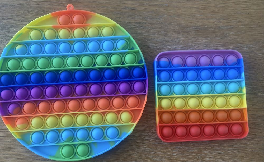 Pop It maty sensoryczne 2 szt