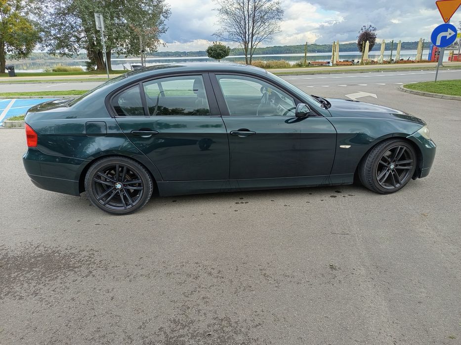 BMW E90 320i 2.0B