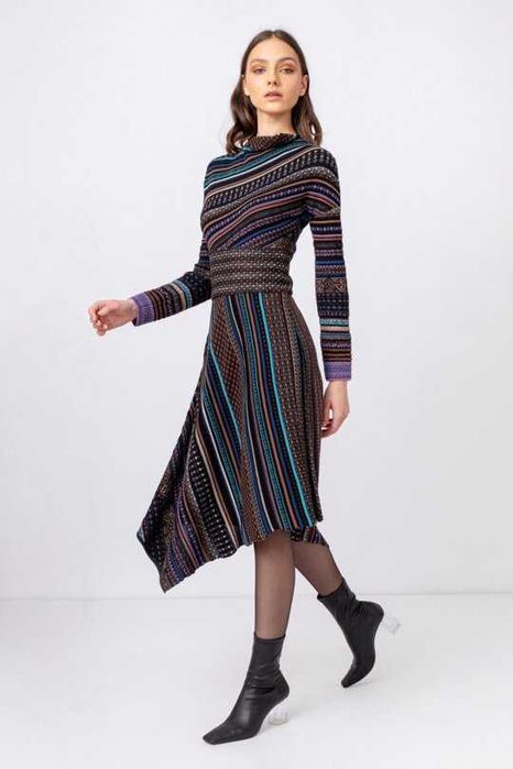 Вовняна сукня IVKO