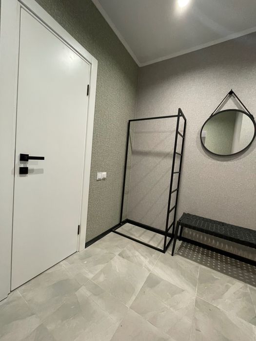 Продаж квартири з новим ремонтом в тихій локації, біля Лісу