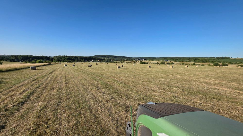 Siano baloty suche i pachnące