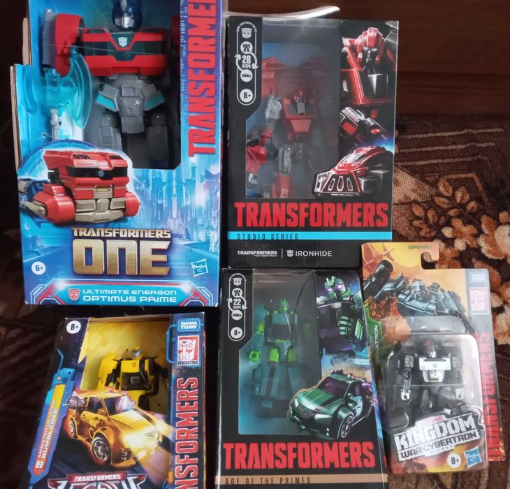 Нові Трансформери Transformers хасбро