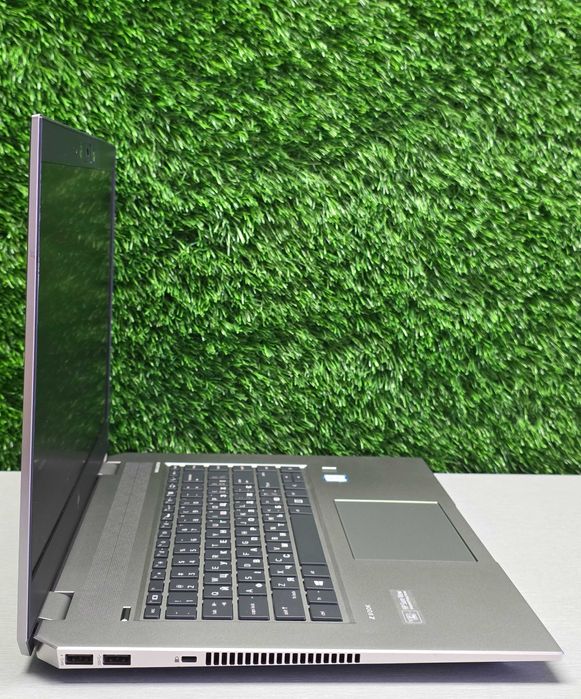 HP ZBook Studio G5 15,6"/ E-2186M /RAM 16GB/SSD 256GB/ АКБ - 1% износ!