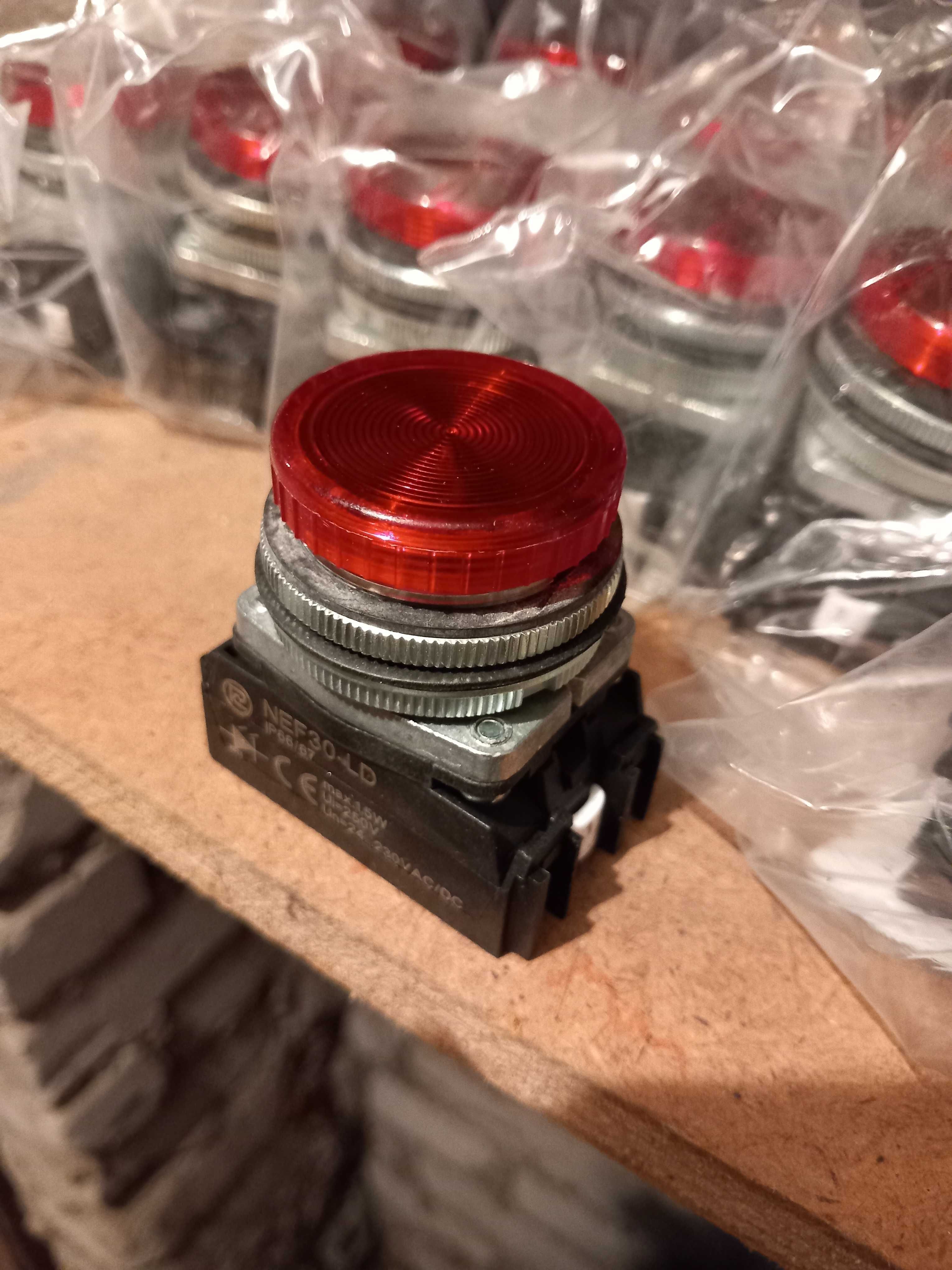 Lampka sygnalizacyjna 30mm czerwona 24‑230V AC/DC W0‑LDU1‑NEF30LD