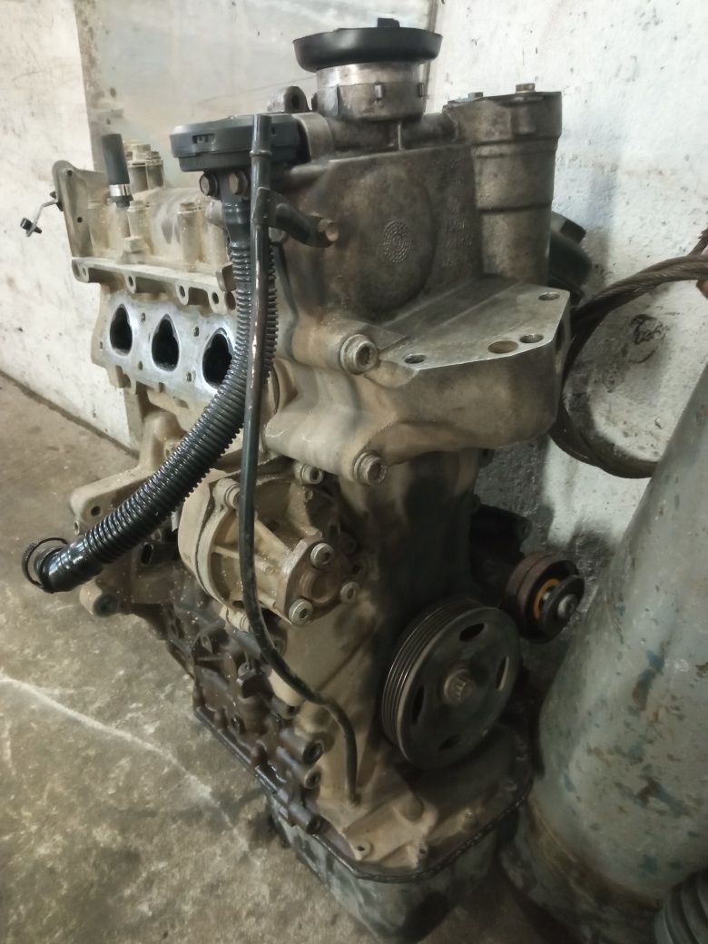 Двигатель Skoda 1.2 12v BZG Під відновлення.