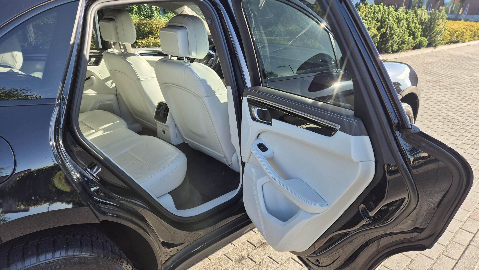 Porsche MACAN S Salon Polska Ceramika 20" Koła