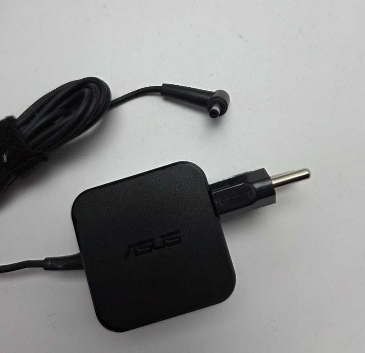 Asus 19V 1.75A 33W (4*1.35) Оригінальний блок живлення