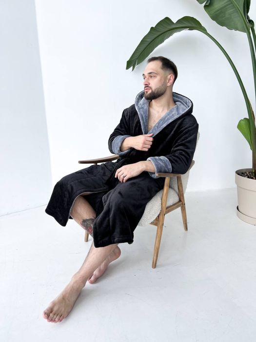 Чоловічий махровий халат з капюшоном