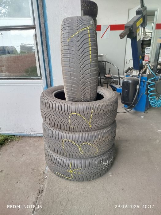 4x Michelin CrossClimate 215/55R/17 98W