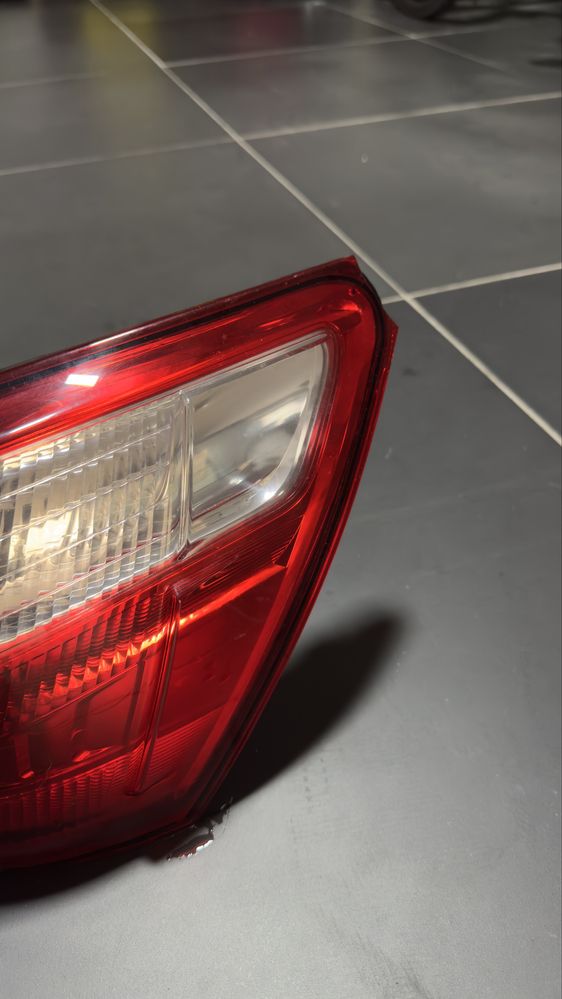Farolins traseiros Nissan Qashqai