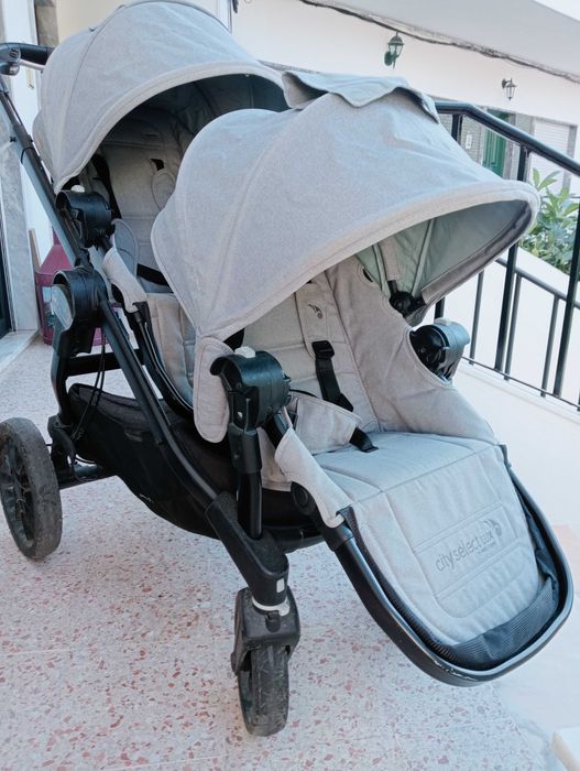 Carrinho de passeio duplo - Baby jogger City Select Lux