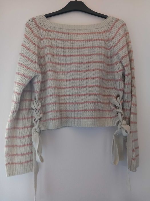 Malha pelo umbigo T. M