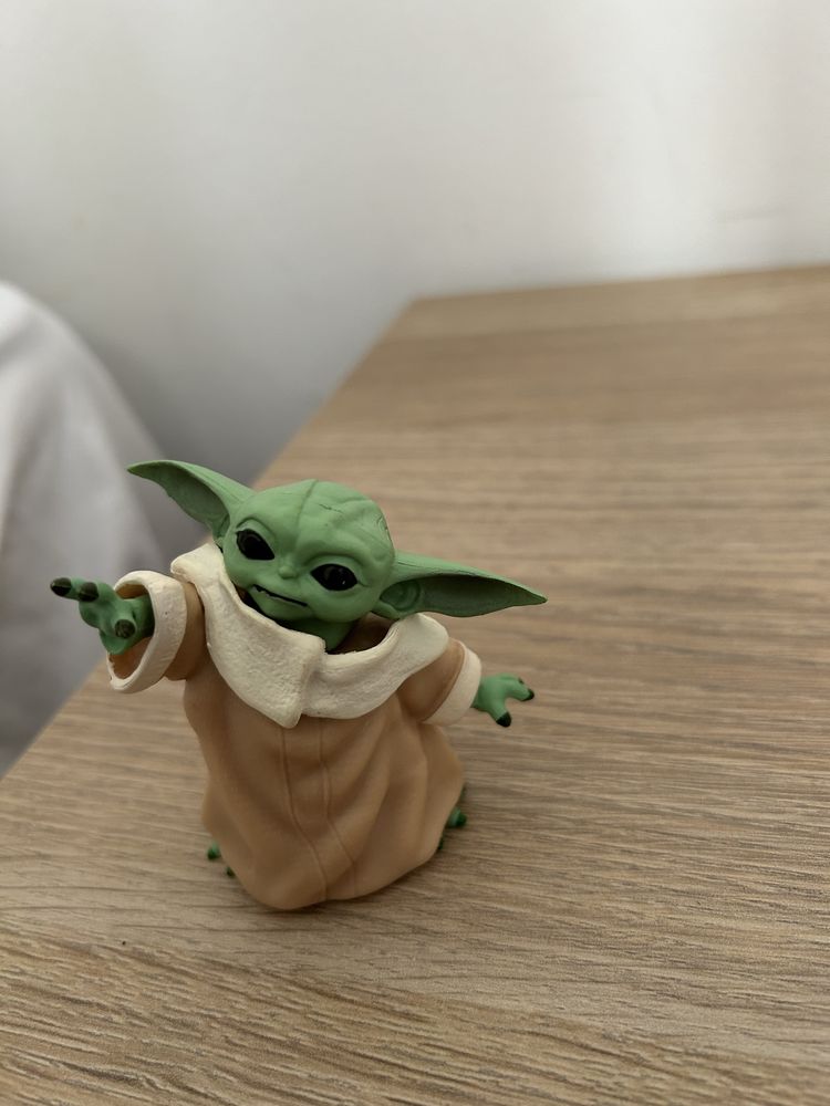 Figura baby yoda star wars