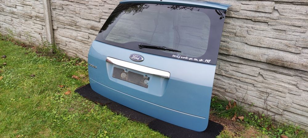 Klapa pokrywa bagażnika Ford Focus mk2 II kombi kolor M8 błękitna kpl