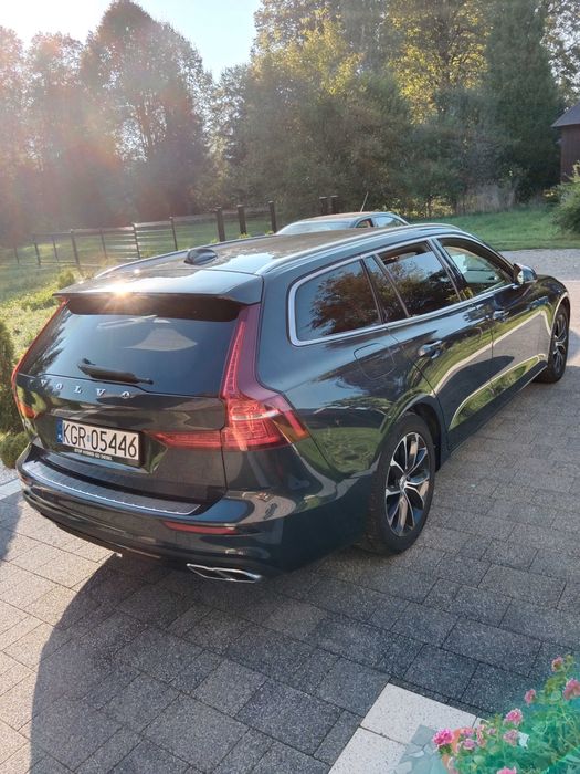 Volvo V60 Momentum Pro Skóra