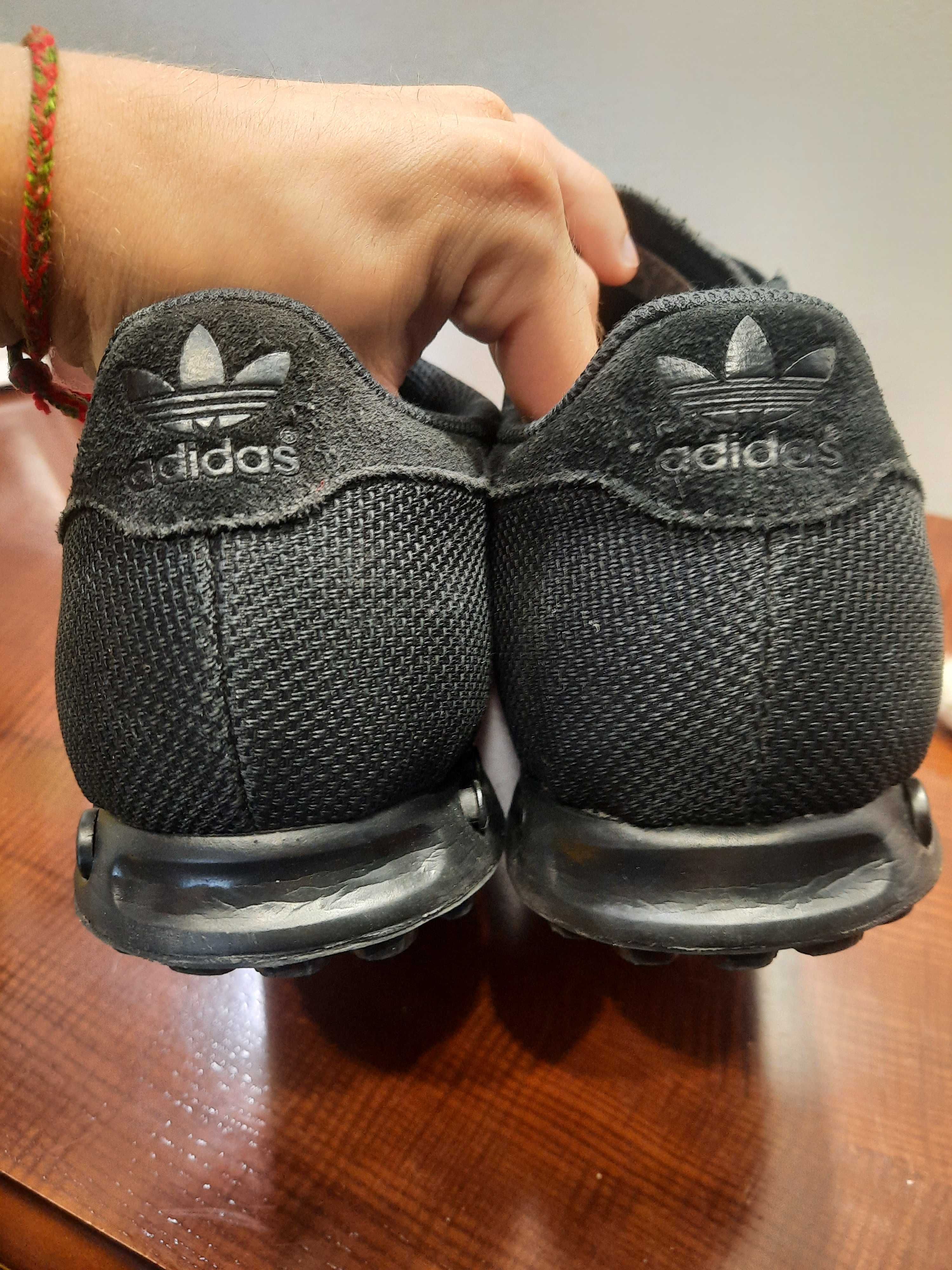 Новые, Оригинал,  кроссовки Adidas LA Trainer,  размер 44