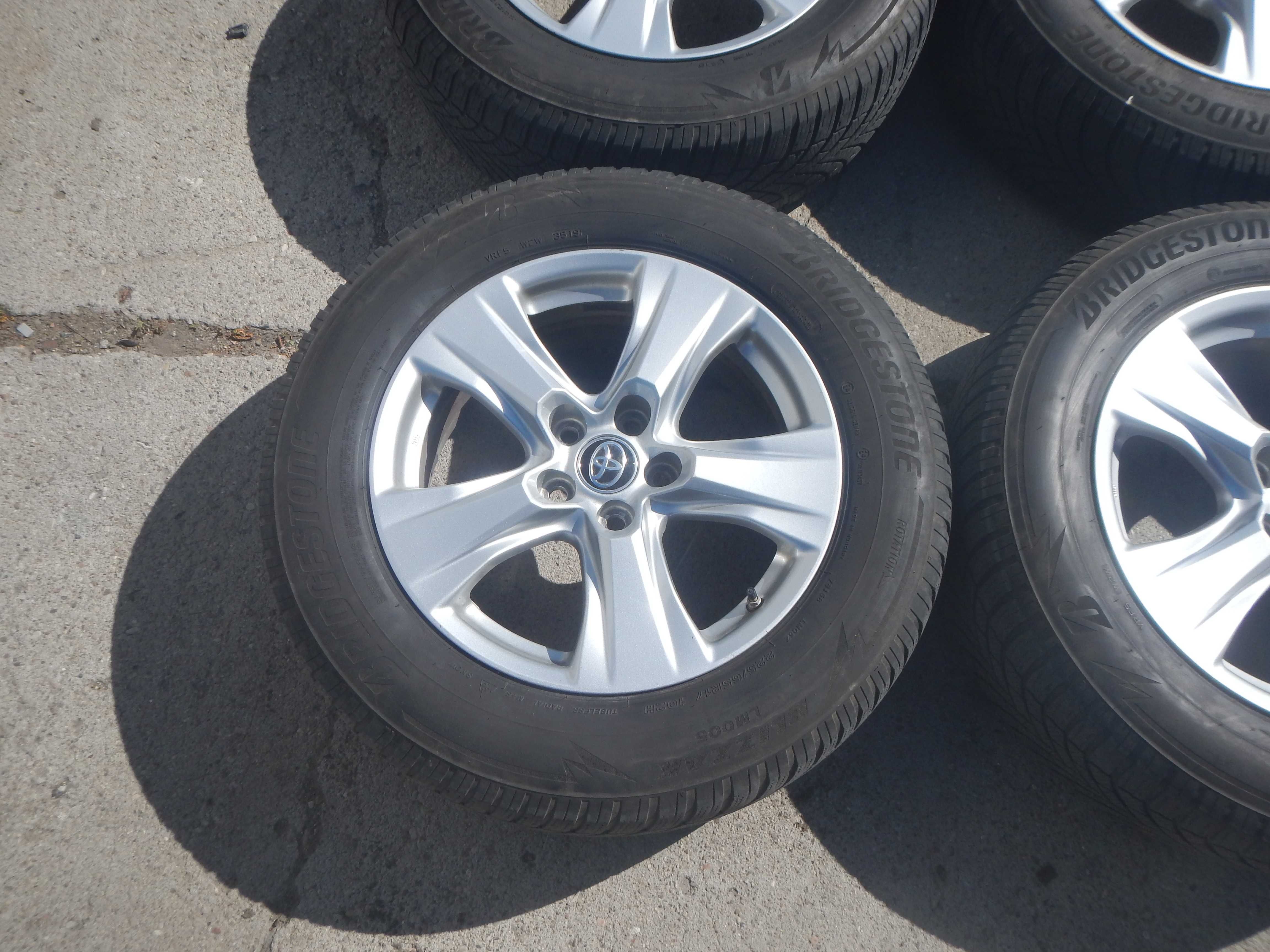 17'' Felgi Aluminiowe Toyota RAV 4/V Nowy model  5x114.3 + Opony
