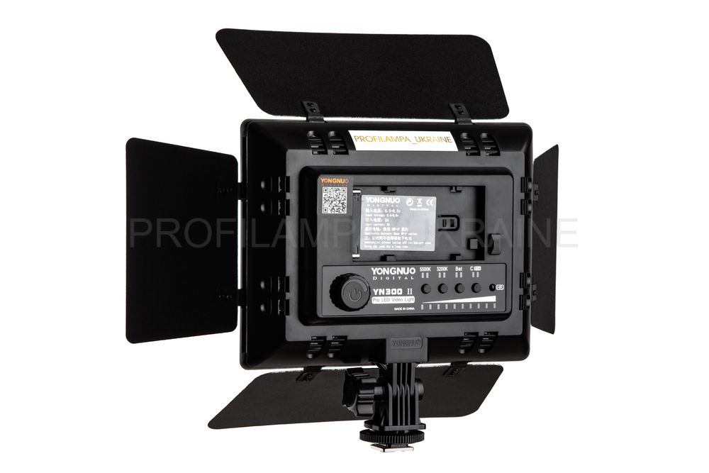 Професійне відео світло YONGNUO YN300 ll